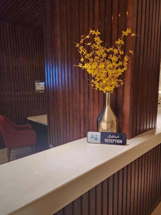 Kyriad Hotel Салалах Екстериор снимка