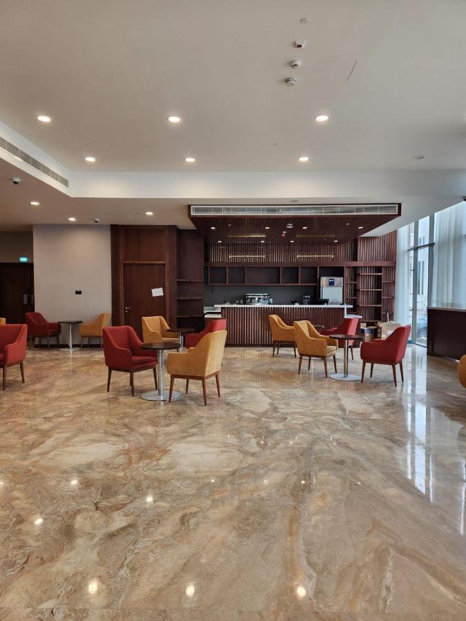 Kyriad Hotel Салалах Екстериор снимка