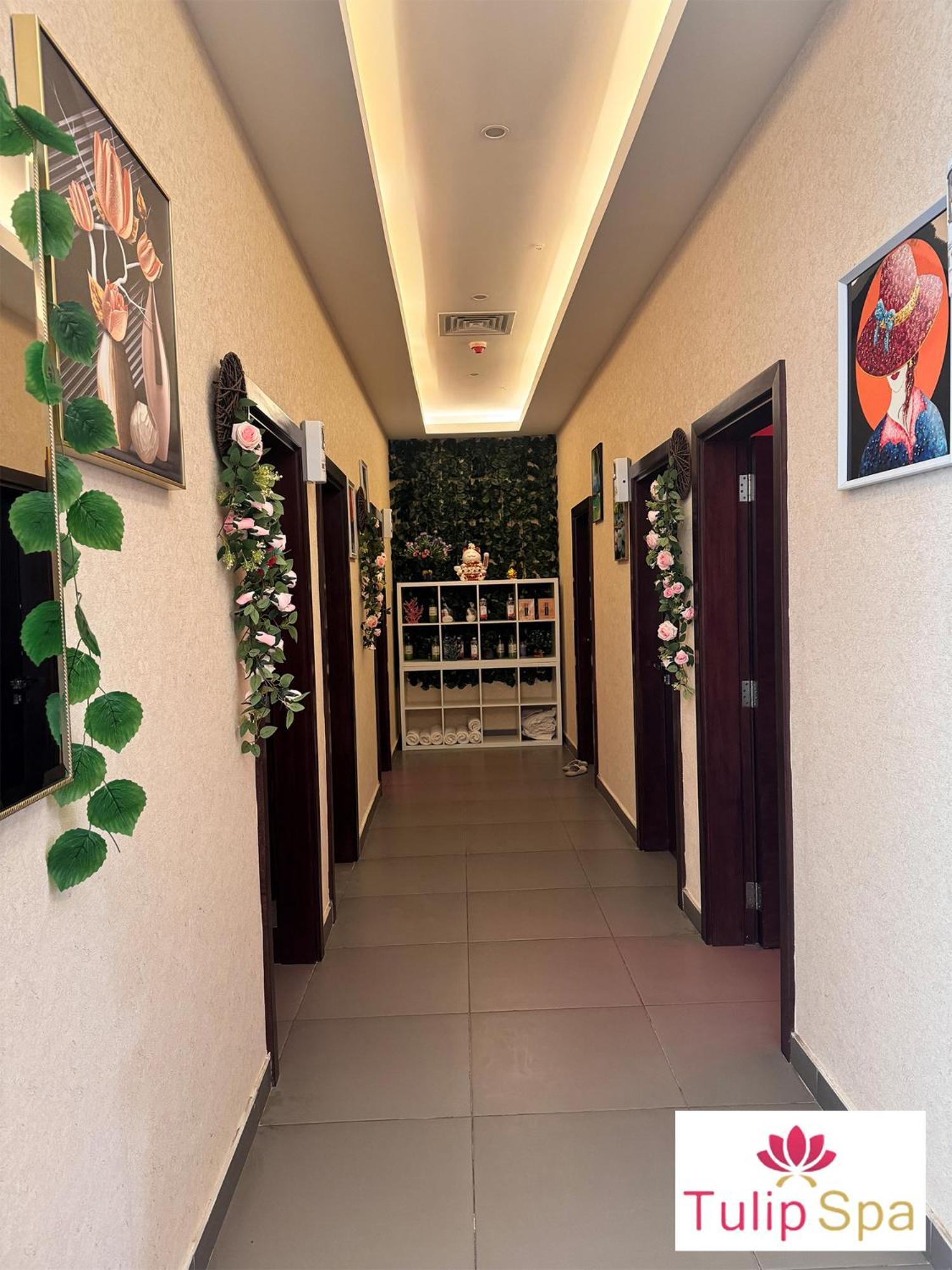 Kyriad Hotel Салалах Екстериор снимка